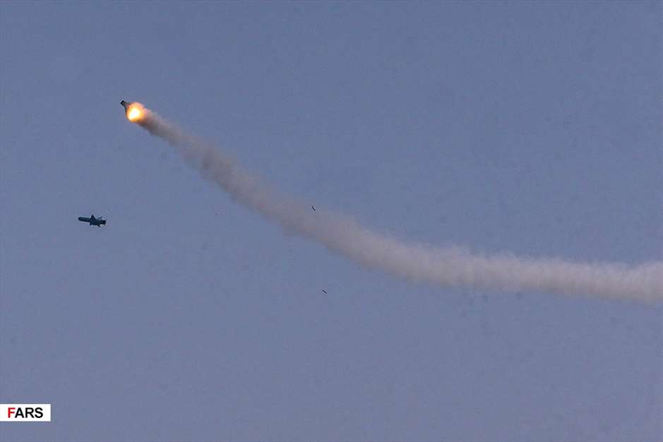 شلیک موشک کروز قادر در رزمایش ولایت 97