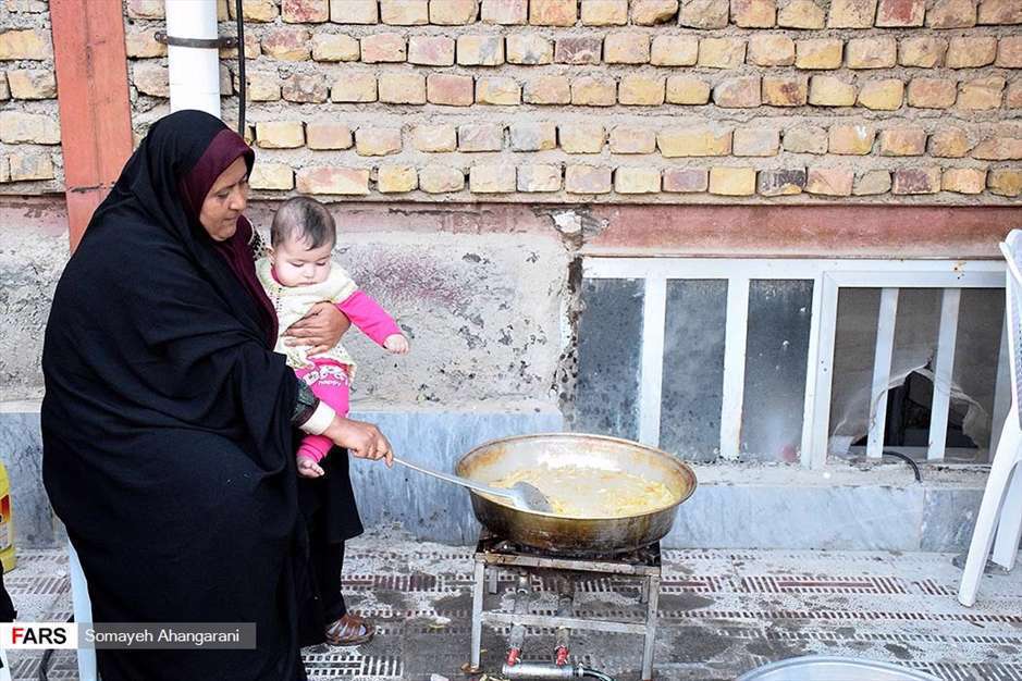 اقدام جهادی بانوان اراکی در حمایت از سیل‌زدگان