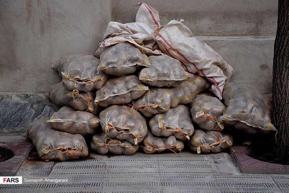 اقدام جهادی بانوان اراکی در حمایت از سیل‌زدگان