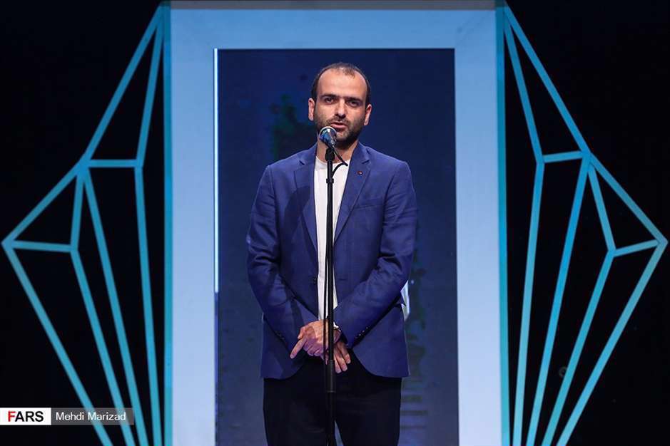 ابراهیم حاتمی‌‌کیا چهره سال هنر انقلاب اسلامی 