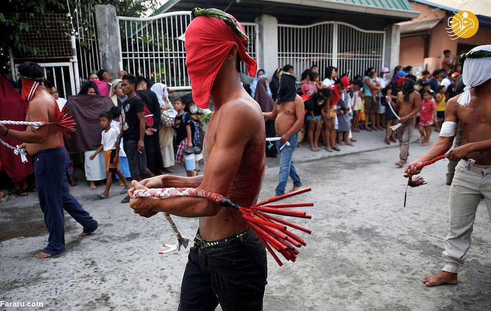 مراسم زنجیرزنی خونین مسیحیان 