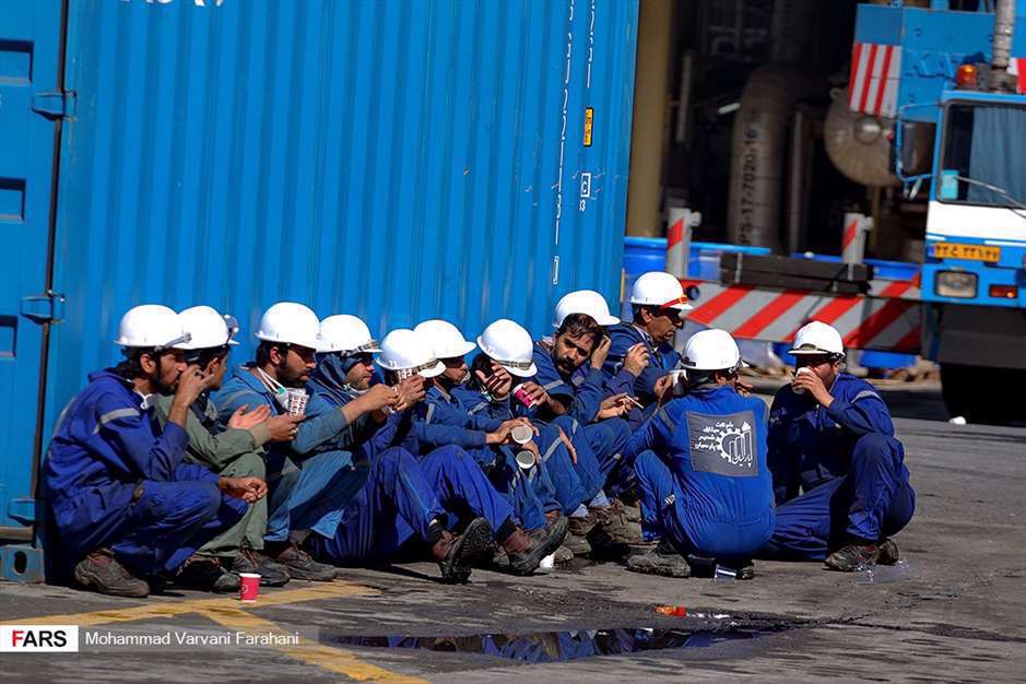 سخت‌کوشان عرصه تولید و صنعت