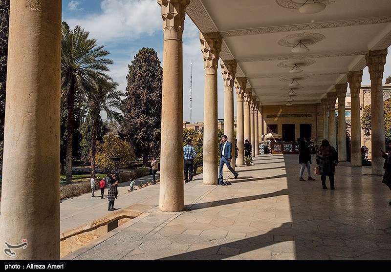 آرامگاه حافظ 