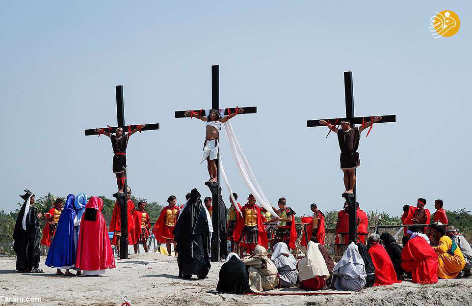 مراسم زنجیرزنی خونین مسیحیان 