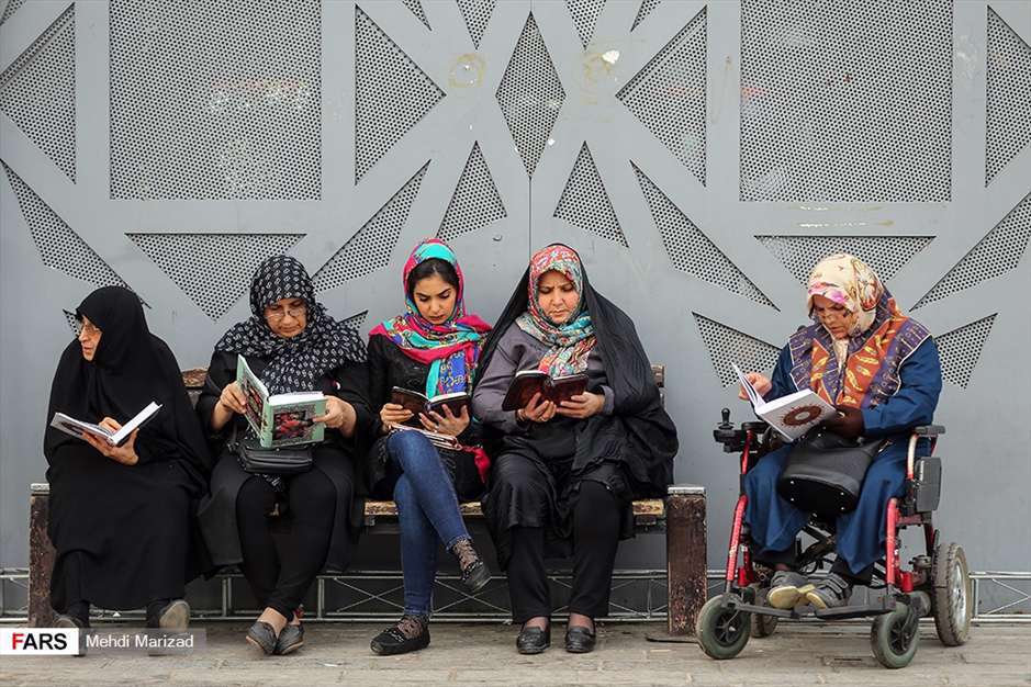 مراسم تلاوت قرآن و افطاری میدان امام حسین(ع)