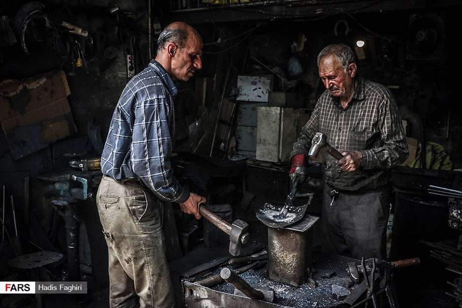 آهنگری سنتی؛ هنری رو به خاموشی