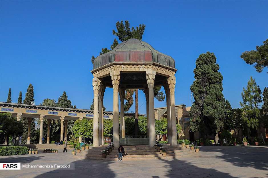 ۱۵ اردیبهشت، به نام « شیراز » 