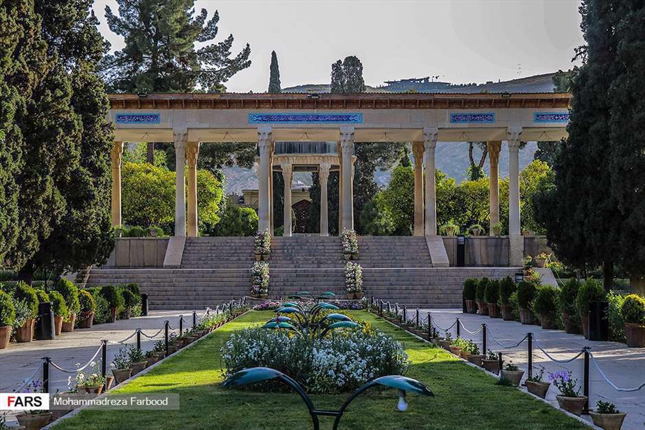 ۱۵ اردیبهشت، به نام « شیراز » 