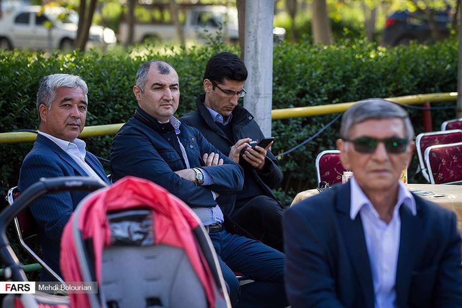 حراج اسب به نفع سیل زدگان