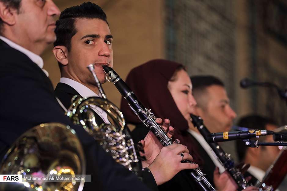 اجرای‌ارکسترملی درمیدان‌گنجعلی‌خان‌کرمان