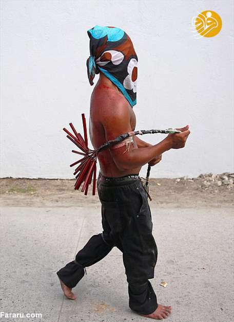 مراسم زنجیرزنی خونین مسیحیان 