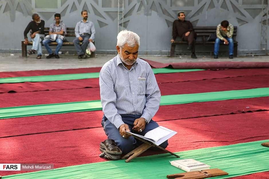 مراسم تلاوت قرآن و افطاری میدان امام حسین(ع)