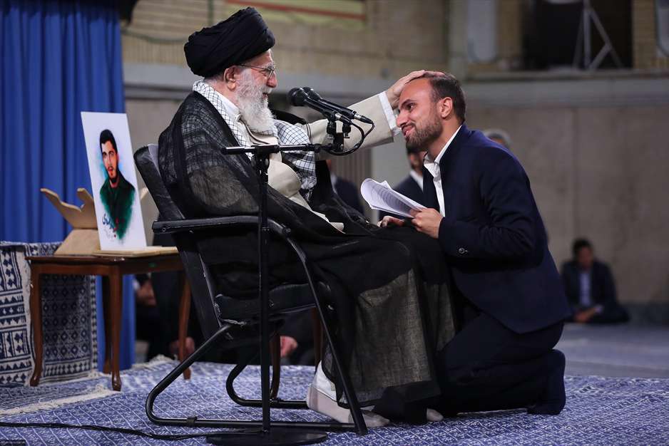 دیدار جمعی از دانشجویان