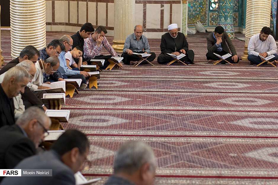 جزء خوانی قرآن کریم در«مسجد شافعی» کرمانشاه 