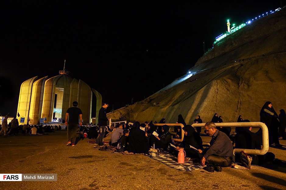 شب قدر در نیایشگاه حضرت خضر نبی(ع) در قم