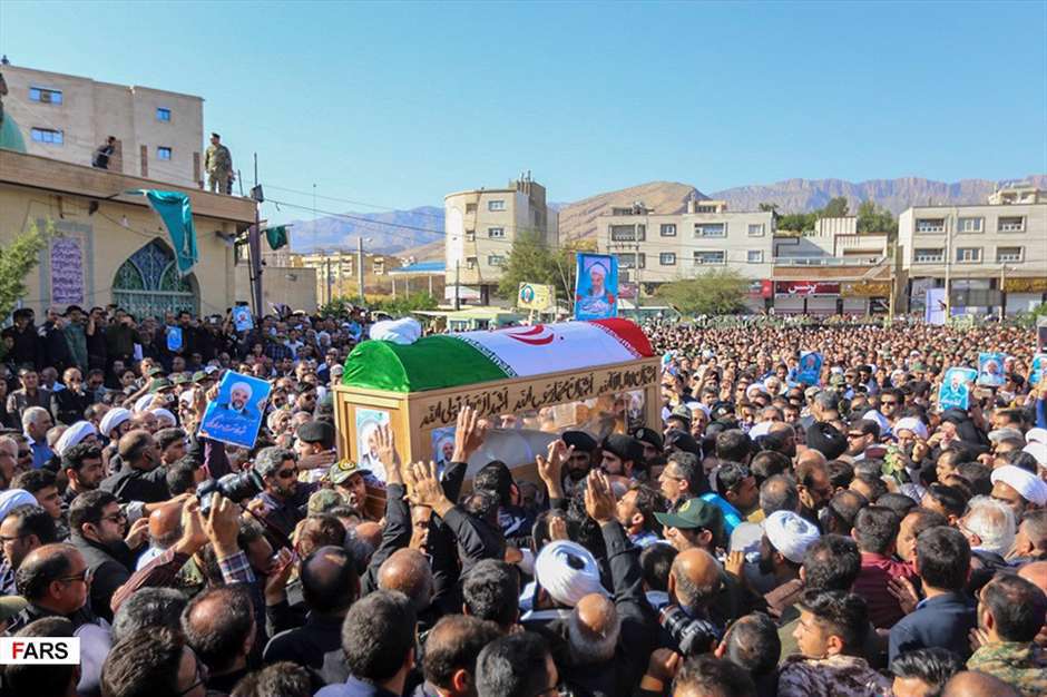مراسم تشییع امام جمعه شهید کازرون