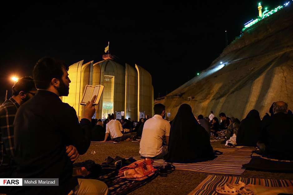 شب قدر در نیایشگاه حضرت خضر نبی(ع) در قم