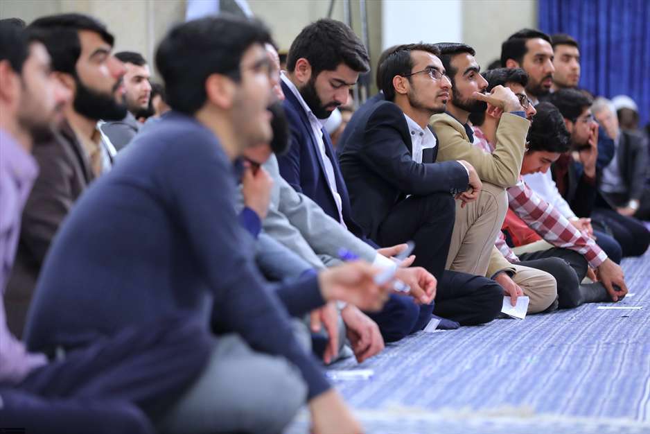 دیدار جمعی از دانشجویان