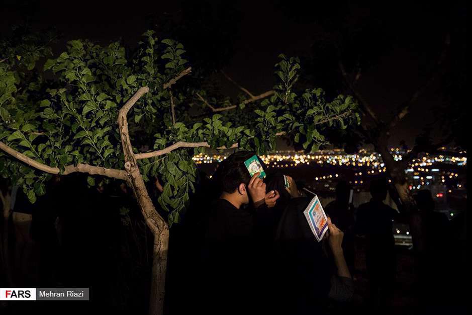 احیای شب بیست و یکم ماه رمضان - تهران