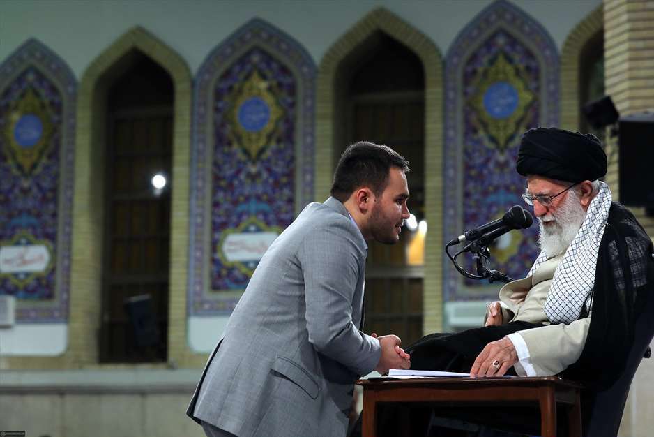 دیدار جمعی از دانشجویان