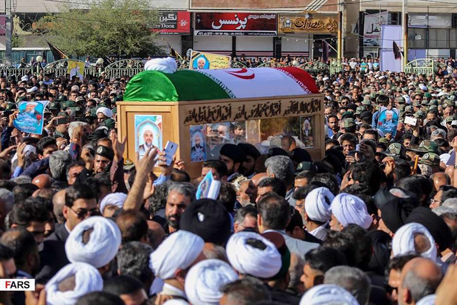 مراسم تشییع امام جمعه شهید کازرون