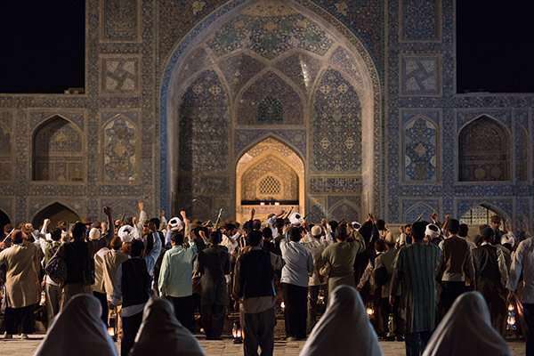 تصویربرداری سکانس گوهرشاد در مسجد اصفهان تصویربرداری سکانس گوهرشاد در مسجد اصفهان