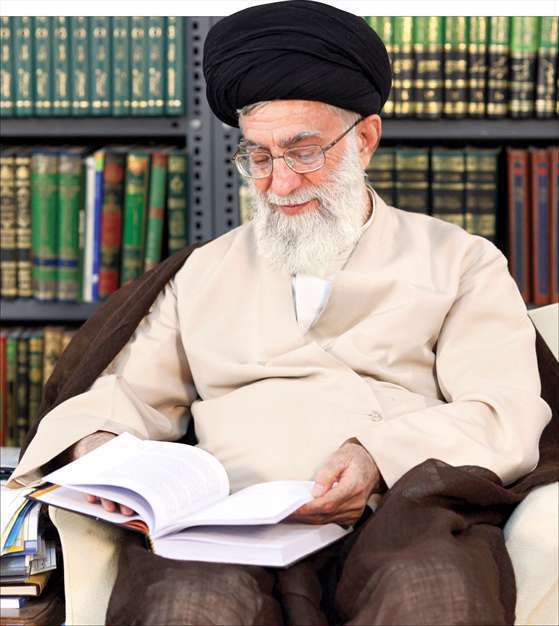 تصاویر مقام معظم رهبری