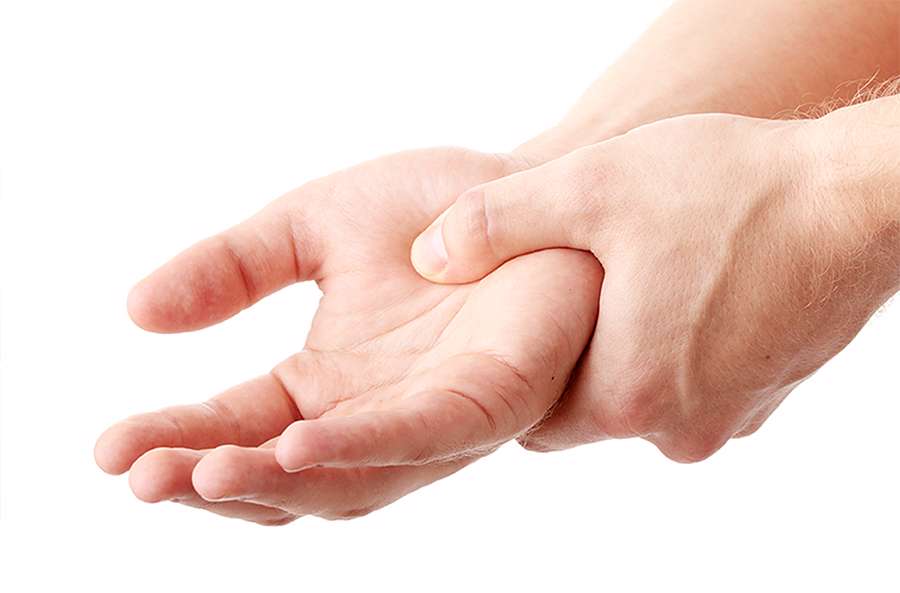 چرا وقتی میخوابم، دستهایم بیحس میشوند؟ چرا وقتی میخوابم، دستهایم بیحس میشوند؟