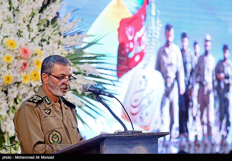 حضور امیر موسوی فرمانده کل ارتش در مراسم گرامیداشت سه دهه فعالیت هیئت رزمندگان اسلام قم 