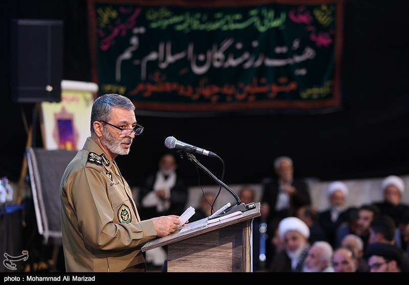  حضور امیر موسوی فرمانده کل ارتش در مراسم گرامیداشت سه دهه فعالیت هیئت رزمندگان اسلام قم 