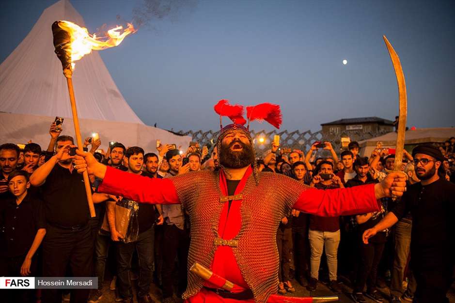 خیمه سوزان عظیم غروب عاشورا در میدان امام حسین (ع)
