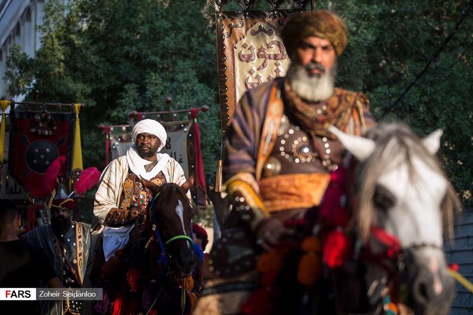 ورود نمادین کاروان امام حسین(ع) به کربلا