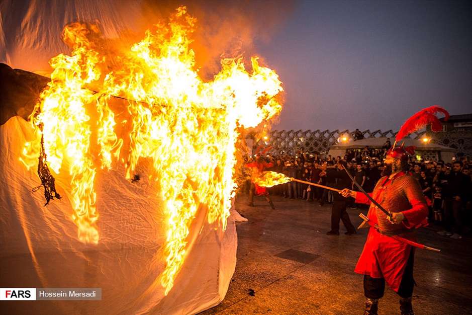 خیمه سوزان عظیم غروب عاشورا در میدان امام حسین (ع)
