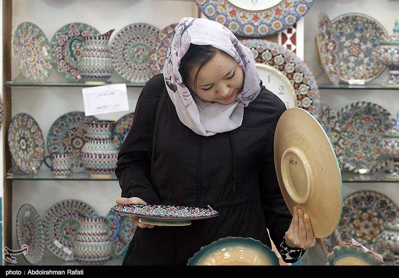  بازدید مهمانان اجلاس جهانی راه ابریشم از اماکن تاریخی و گردشگری همدان 