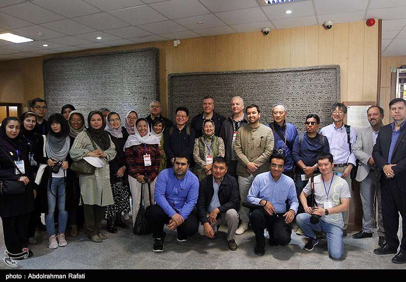  بازدید مهمانان اجلاس جهانی راه ابریشم از اماکن تاریخی و گردشگری همدان 