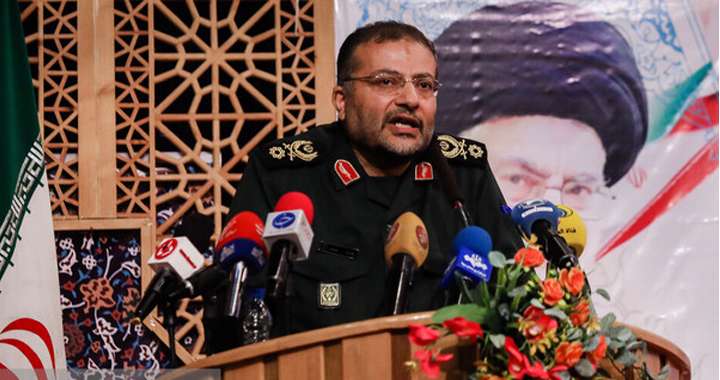دشمن شکست میخورد دشمن شکست میخورد