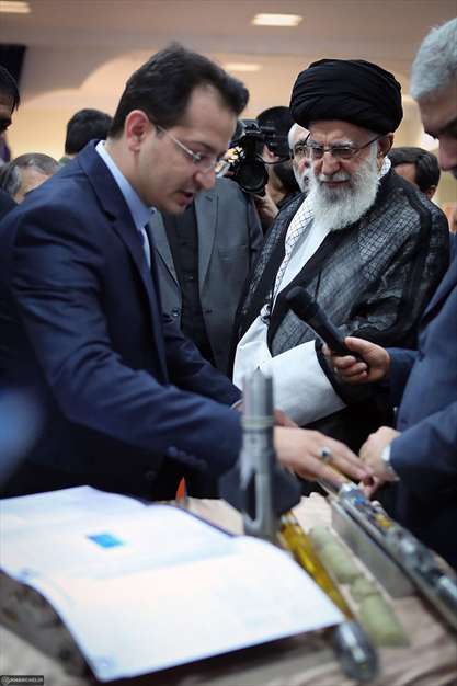 بازدید از نمایشگاه شرکتهای دانش‌بنیان وفناوریهای برتر