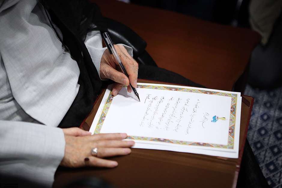 بازدید از نمایشگاه شرکتهای دانش‌بنیان وفناوریهای برتر