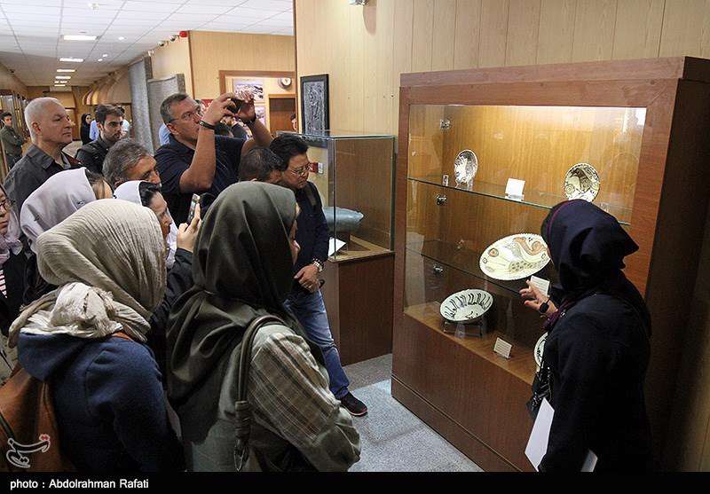  بازدید مهمانان اجلاس جهانی راه ابریشم از اماکن تاریخی و گردشگری همدان 