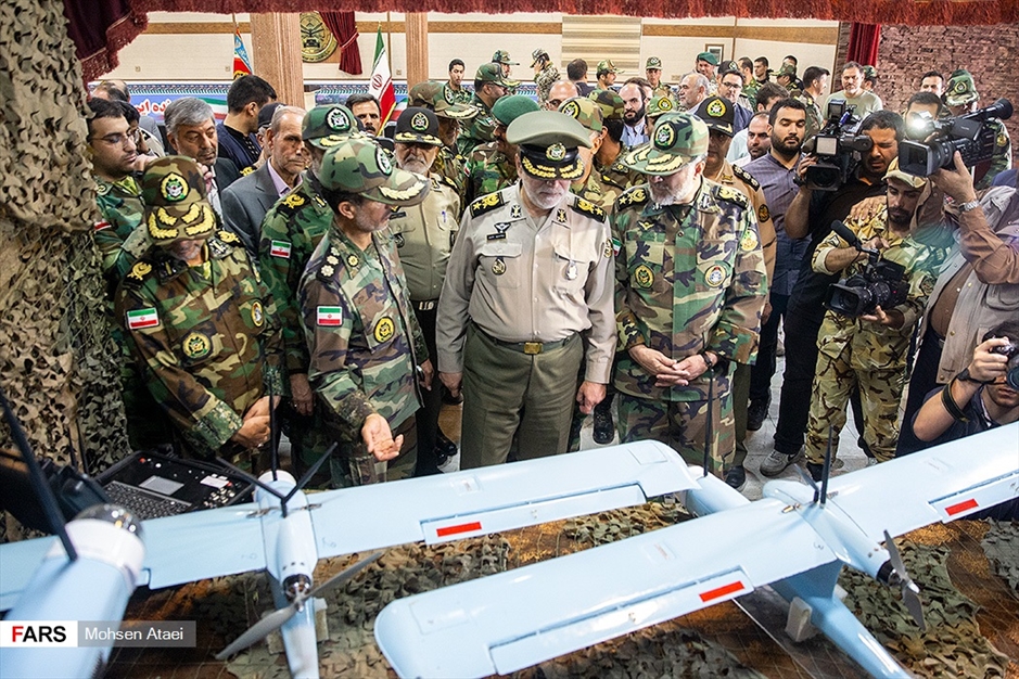 رونمایی از «دستاورد های نیروی زمینی» آجا