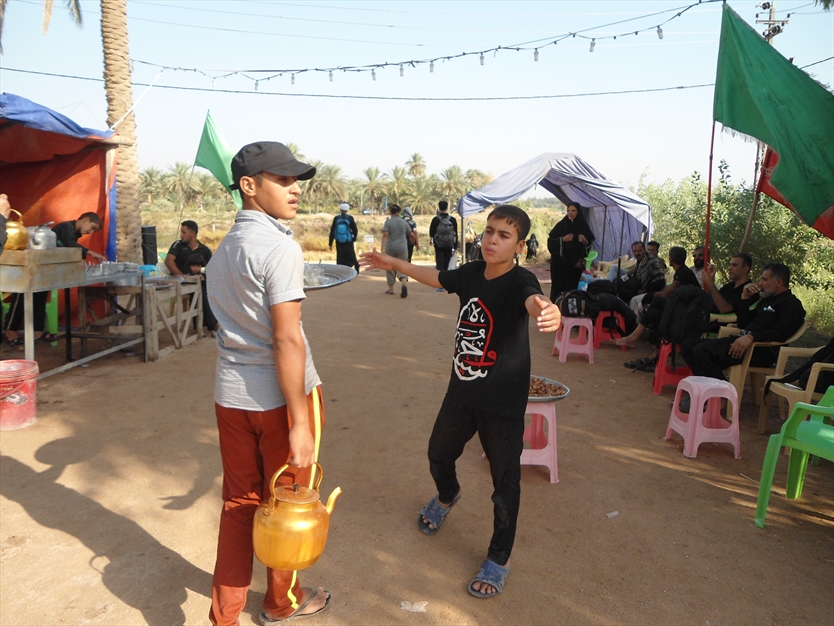 کودکان مهمان و میزبان در مسیر اربعین