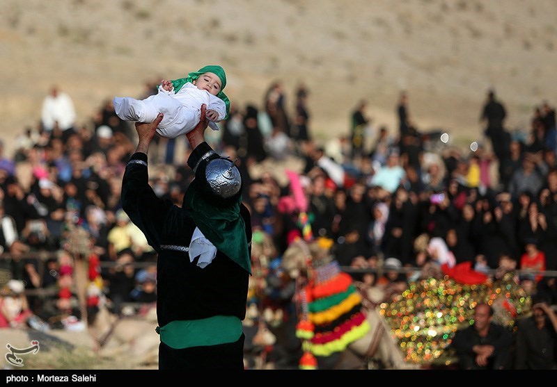  اجرای تعزیه واقعه عاشورا