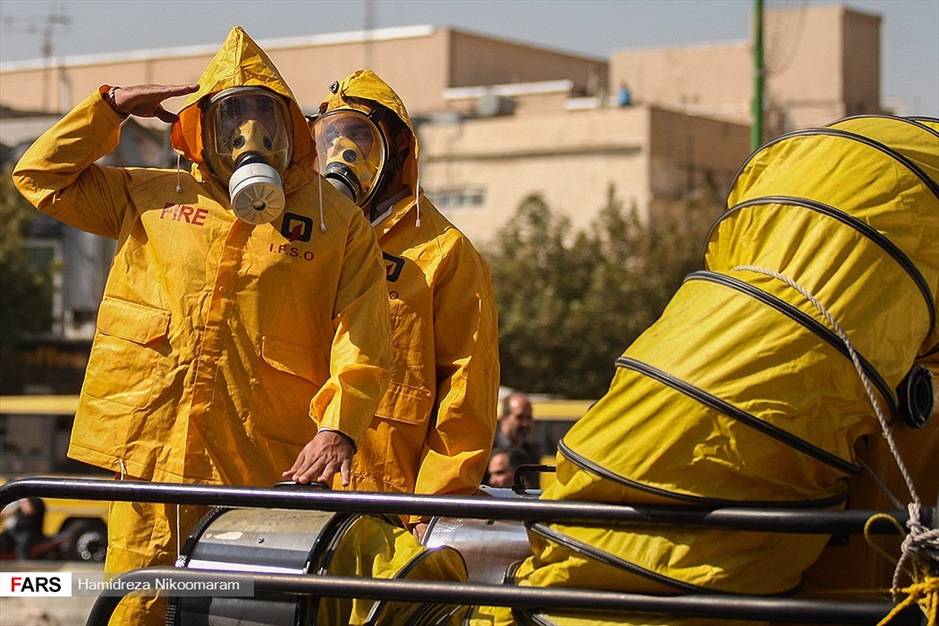 رژه آتش‌نشانان در اصفهان