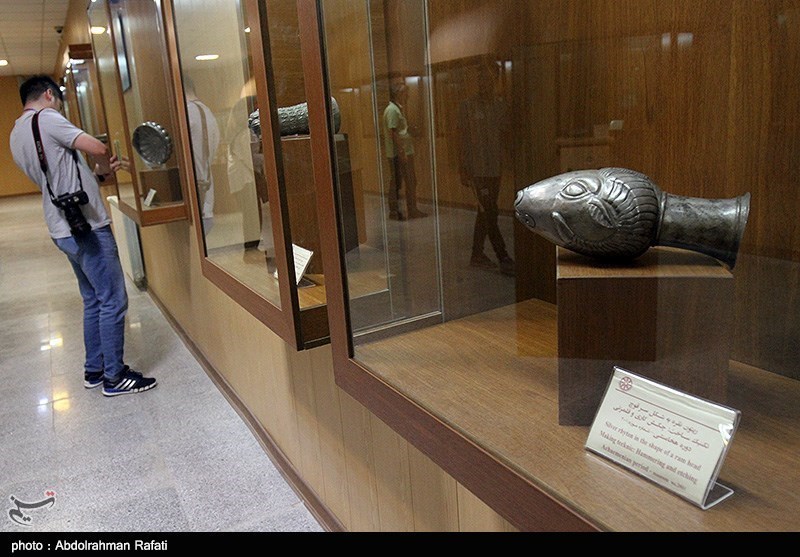  بازدید مهمانان اجلاس جهانی راه ابریشم از اماکن تاریخی و گردشگری همدان 