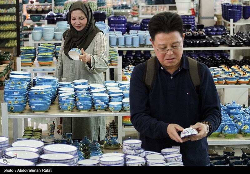  بازدید مهمانان اجلاس جهانی راه ابریشم از اماکن تاریخی و گردشگری همدان 