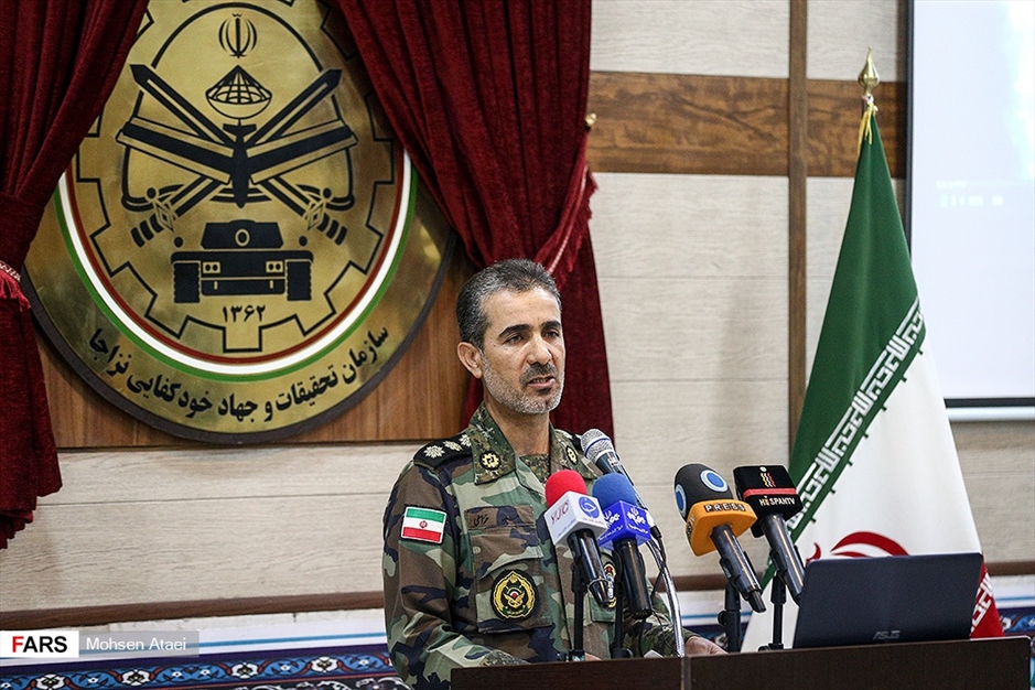 رونمایی از «دستاورد های نیروی زمینی» آجا