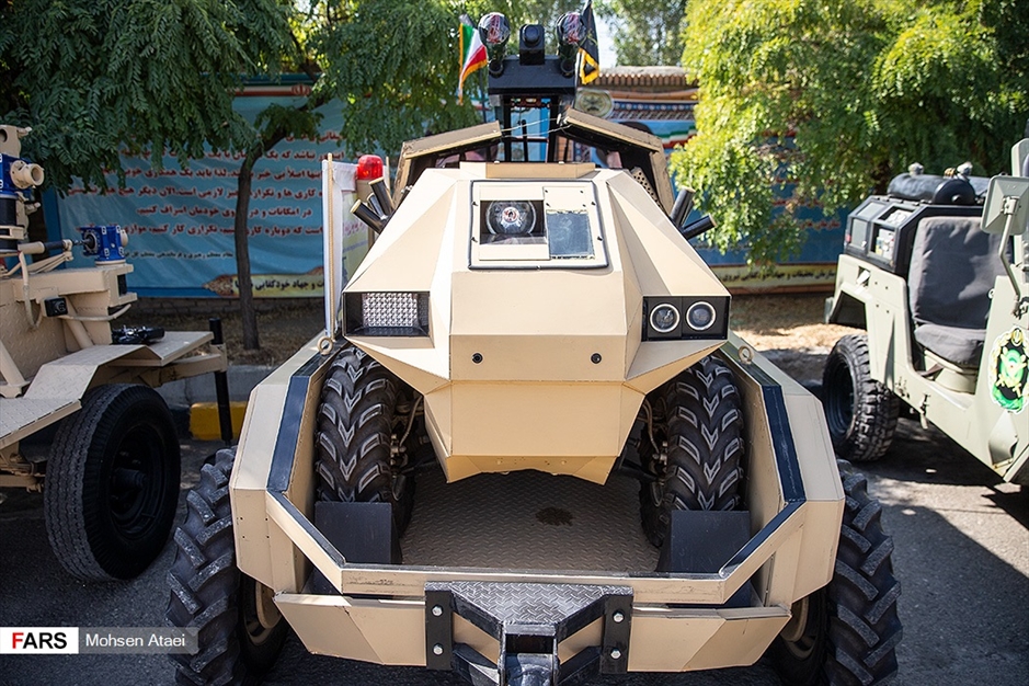 رونمایی از «دستاورد های نیروی زمینی» آجا