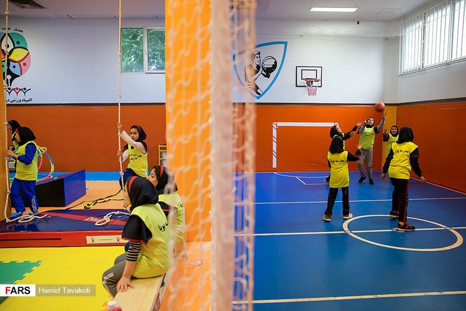 آیین افتتاحیه مدرسه پویا