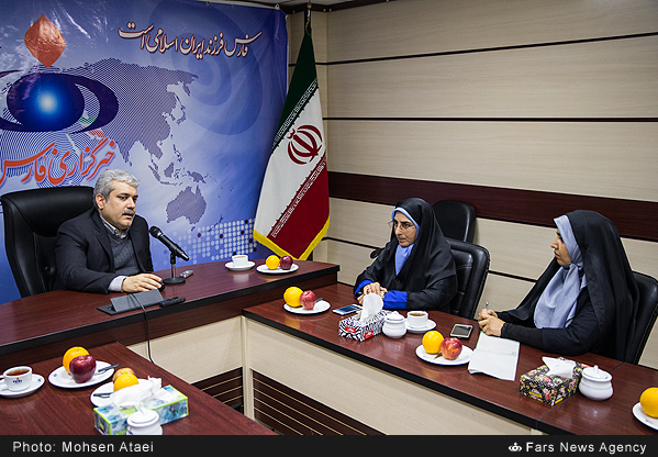 ستاری: ثمره کار دانشگاهها باید در زندگی مردم لمس شود نه در کتابخانهها ستاری: ثمره کار دانشگاهها باید در زندگی مردم لمس شود نه در کتابخانهها