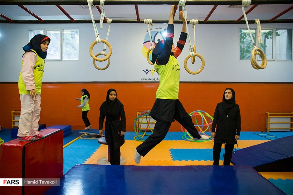 آیین افتتاحیه مدرسه پویا